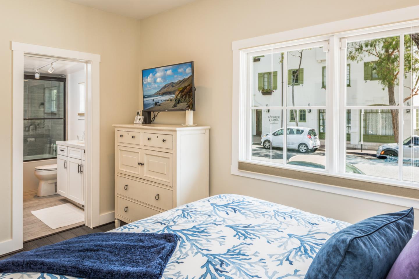Detail Gallery Image 21 of 28 For 3761 3761 Monte Verde St, Carmel,  CA 93921 - 2 Beds | 2 Baths
