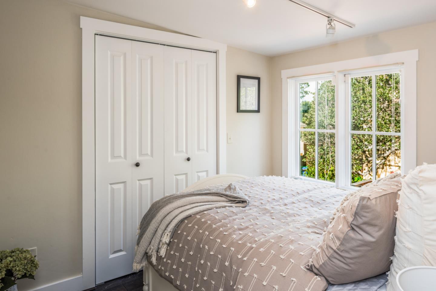 Detail Gallery Image 24 of 28 For 3761 3761 Monte Verde St, Carmel,  CA 93921 - 2 Beds | 2 Baths