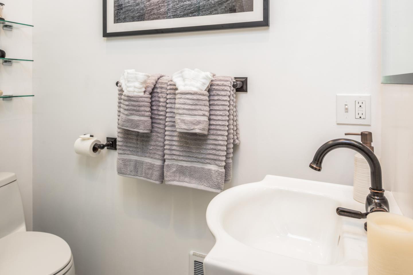 Detail Gallery Image 27 of 28 For 3761 3761 Monte Verde St, Carmel,  CA 93921 - 2 Beds | 2 Baths
