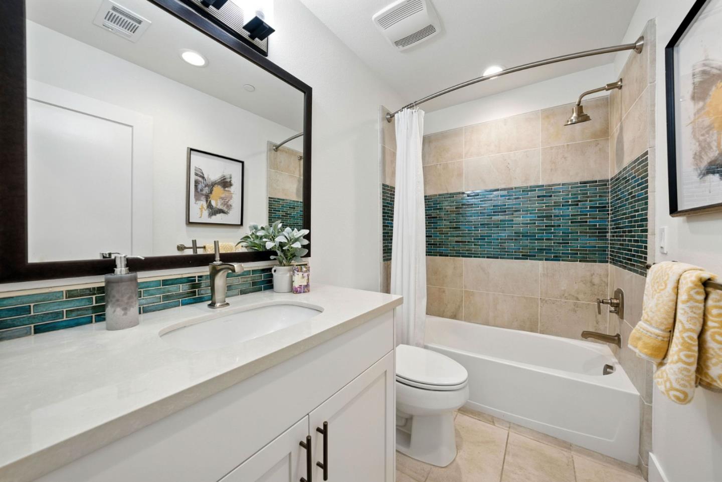 Detail Gallery Image 16 of 57 For 39193 State St, Fremont,  CA 94538 - 4 Beds | 4 Baths