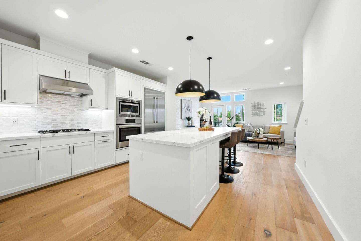 Detail Gallery Image 21 of 57 For 39193 State St, Fremont,  CA 94538 - 4 Beds | 4 Baths