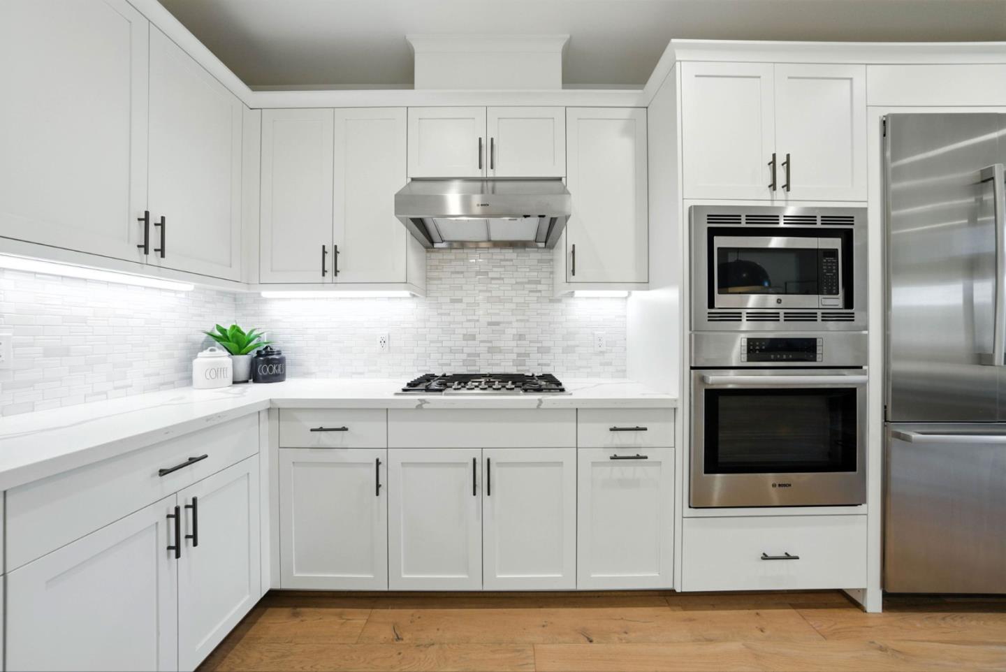Detail Gallery Image 24 of 57 For 39193 State St, Fremont,  CA 94538 - 4 Beds | 4 Baths