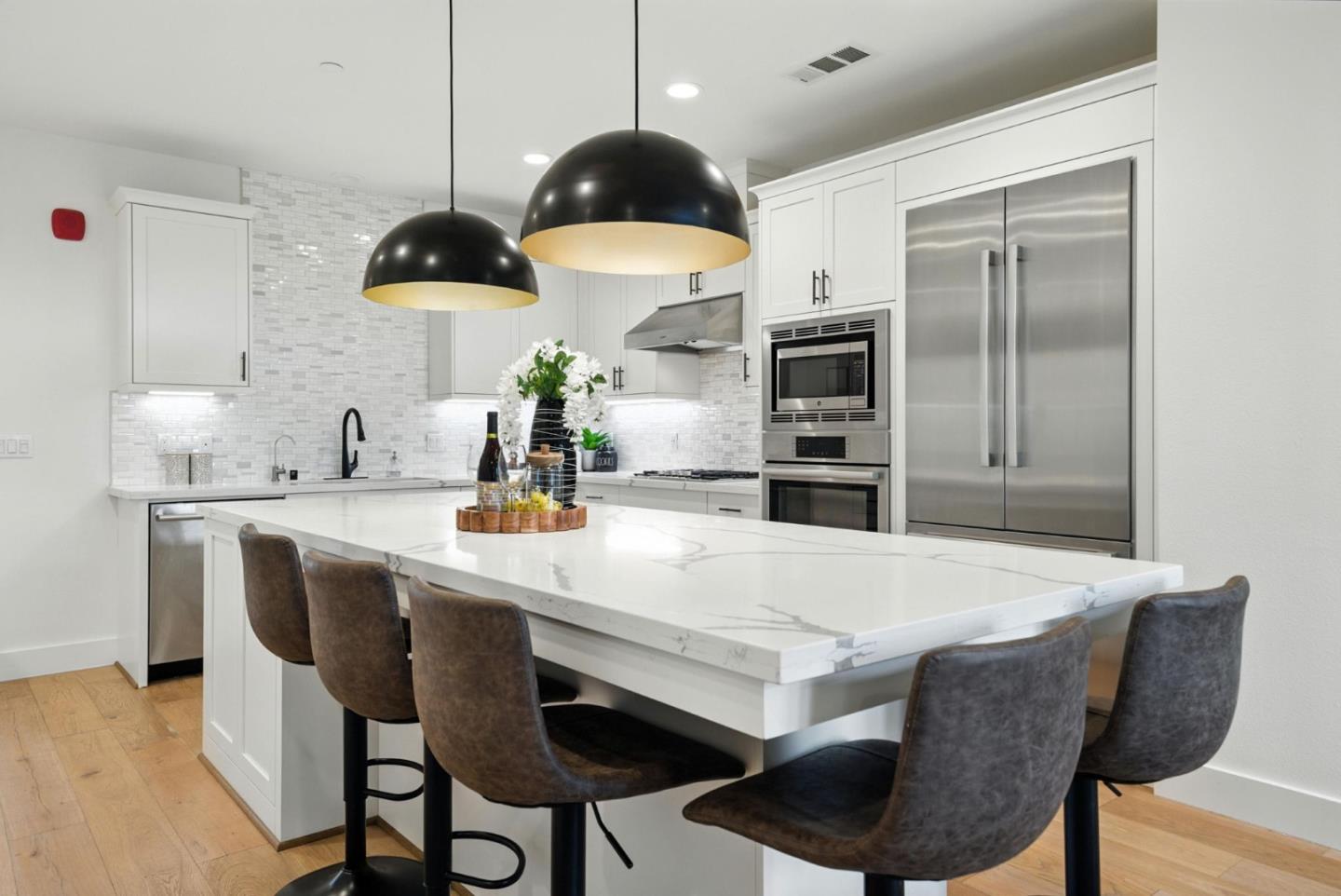 Detail Gallery Image 25 of 57 For 39193 State St, Fremont,  CA 94538 - 4 Beds | 4 Baths