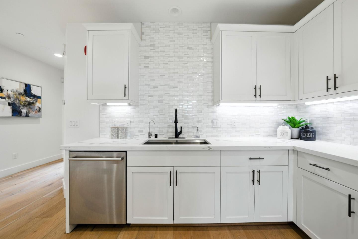 Detail Gallery Image 26 of 57 For 39193 State St, Fremont,  CA 94538 - 4 Beds | 4 Baths