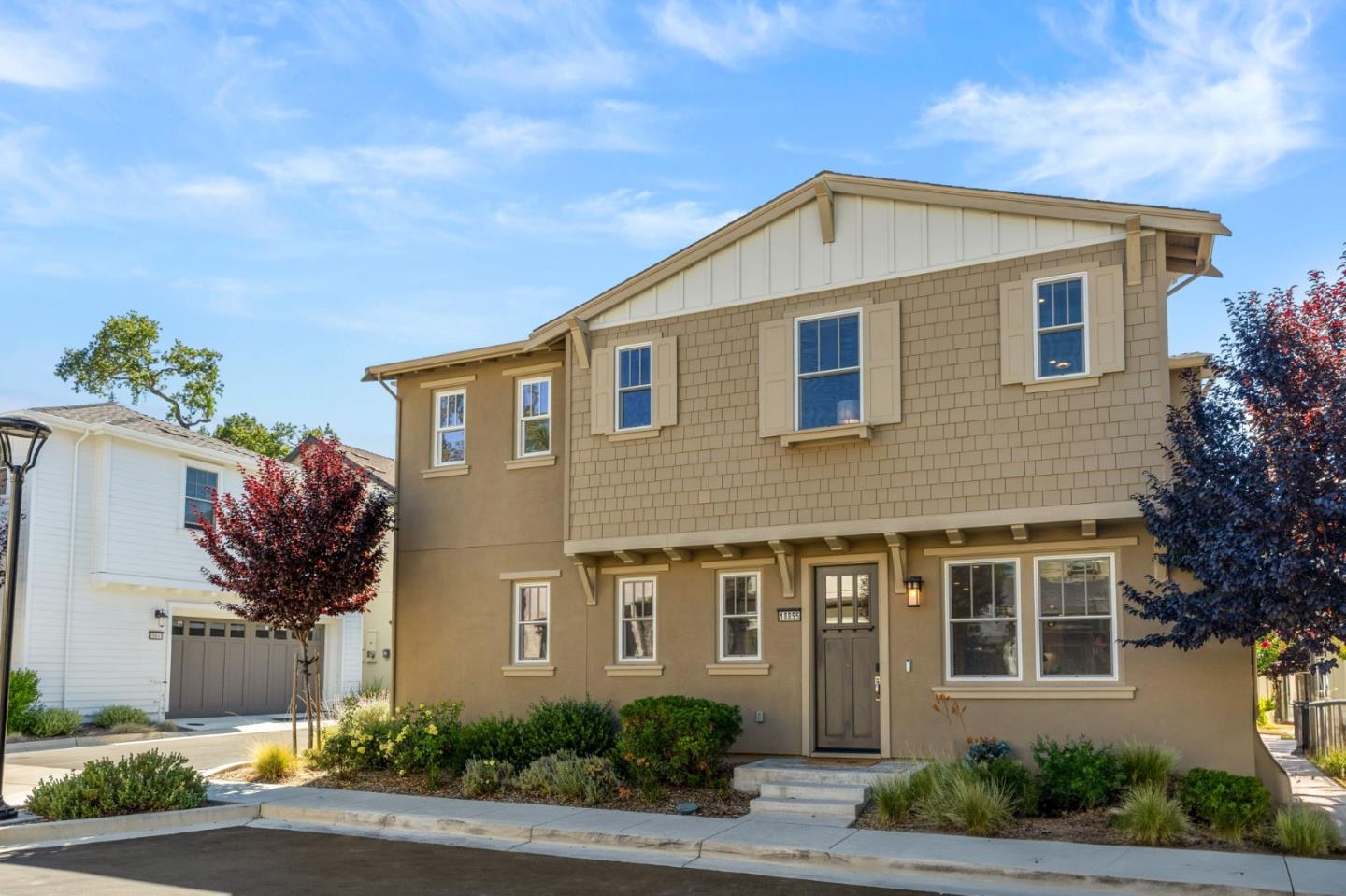 Detail Gallery Image 2 of 36 For 18855 Montalvo Oaks Cir, Monte Sereno,  CA 95030 - 3 Beds | 2/1 Baths