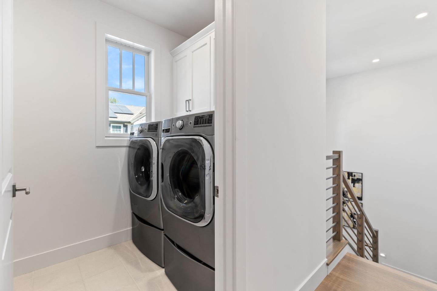 Detail Gallery Image 23 of 36 For 18855 Montalvo Oaks Cir, Monte Sereno,  CA 95030 - 3 Beds | 2/1 Baths