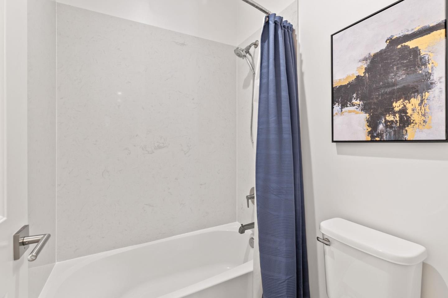 Detail Gallery Image 25 of 36 For 18855 Montalvo Oaks Cir, Monte Sereno,  CA 95030 - 3 Beds | 2/1 Baths