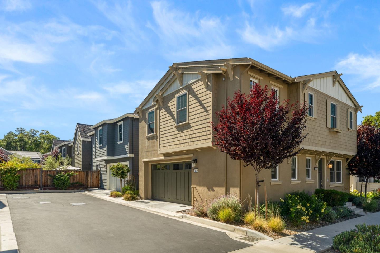 Detail Gallery Image 29 of 36 For 18855 Montalvo Oaks Cir, Monte Sereno,  CA 95030 - 3 Beds | 2/1 Baths