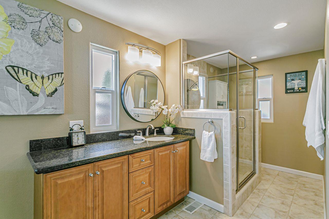Detail Gallery Image 15 of 45 For 142 Nut Tree Lane #142,  Morgan Hill,  CA 95037 - 3 Beds | 2 Baths