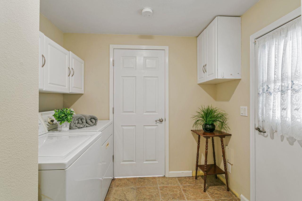 Detail Gallery Image 19 of 45 For 142 Nut Tree Lane #142,  Morgan Hill,  CA 95037 - 3 Beds | 2 Baths