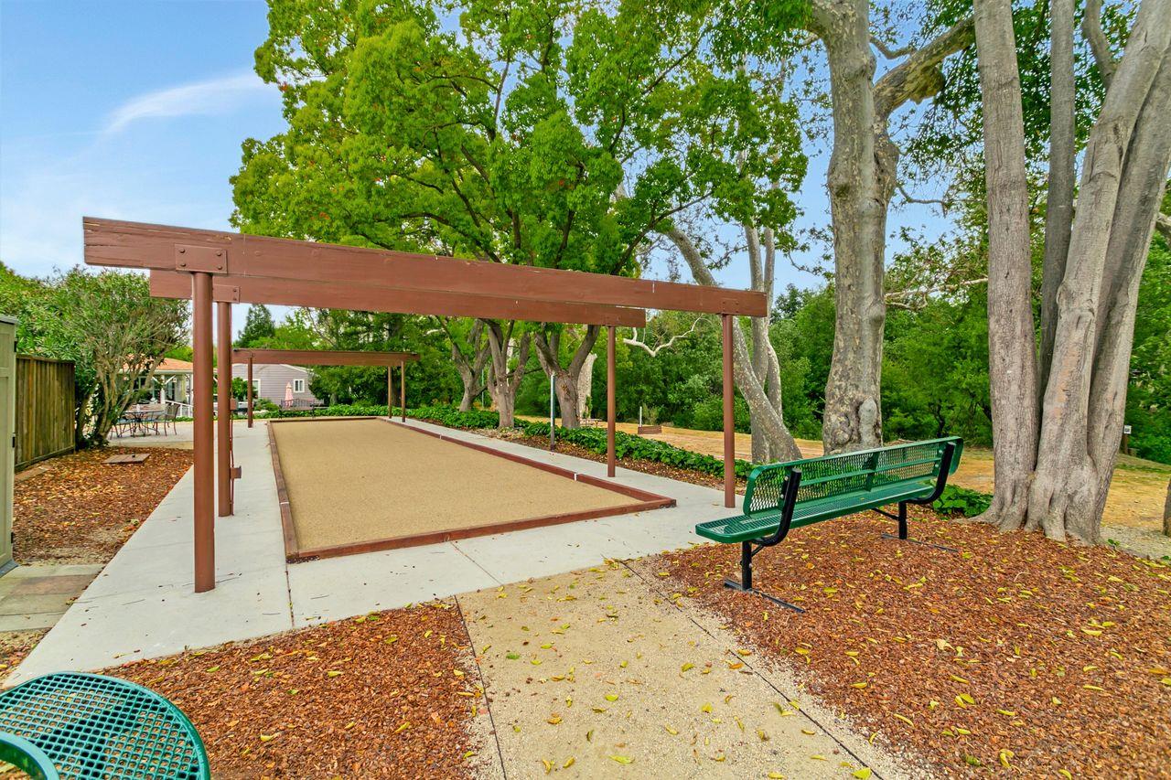 Detail Gallery Image 41 of 45 For 142 Nut Tree Lane #142,  Morgan Hill,  CA 95037 - 3 Beds | 2 Baths