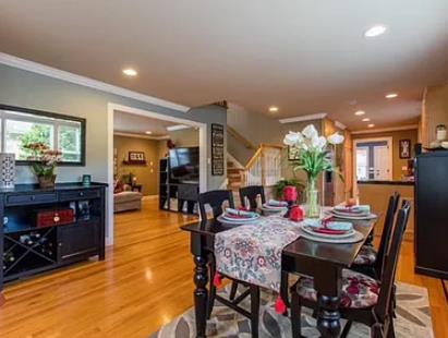 Detail Gallery Image 8 of 18 For 647 N 2nd St, San Jose,  CA 95112 - 4 Beds | 4 Baths