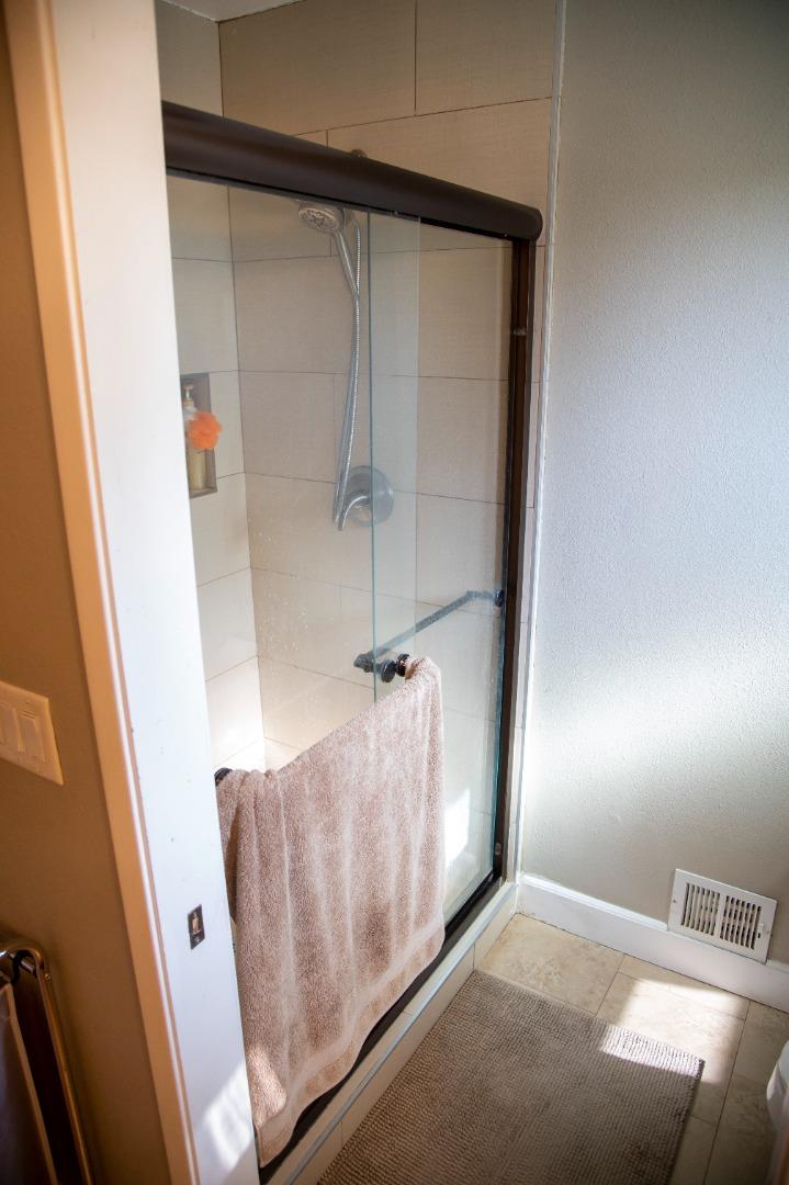 Detail Gallery Image 18 of 46 For 1355 King George Ct, San Martin,  CA 95046 - 3 Beds | 2 Baths