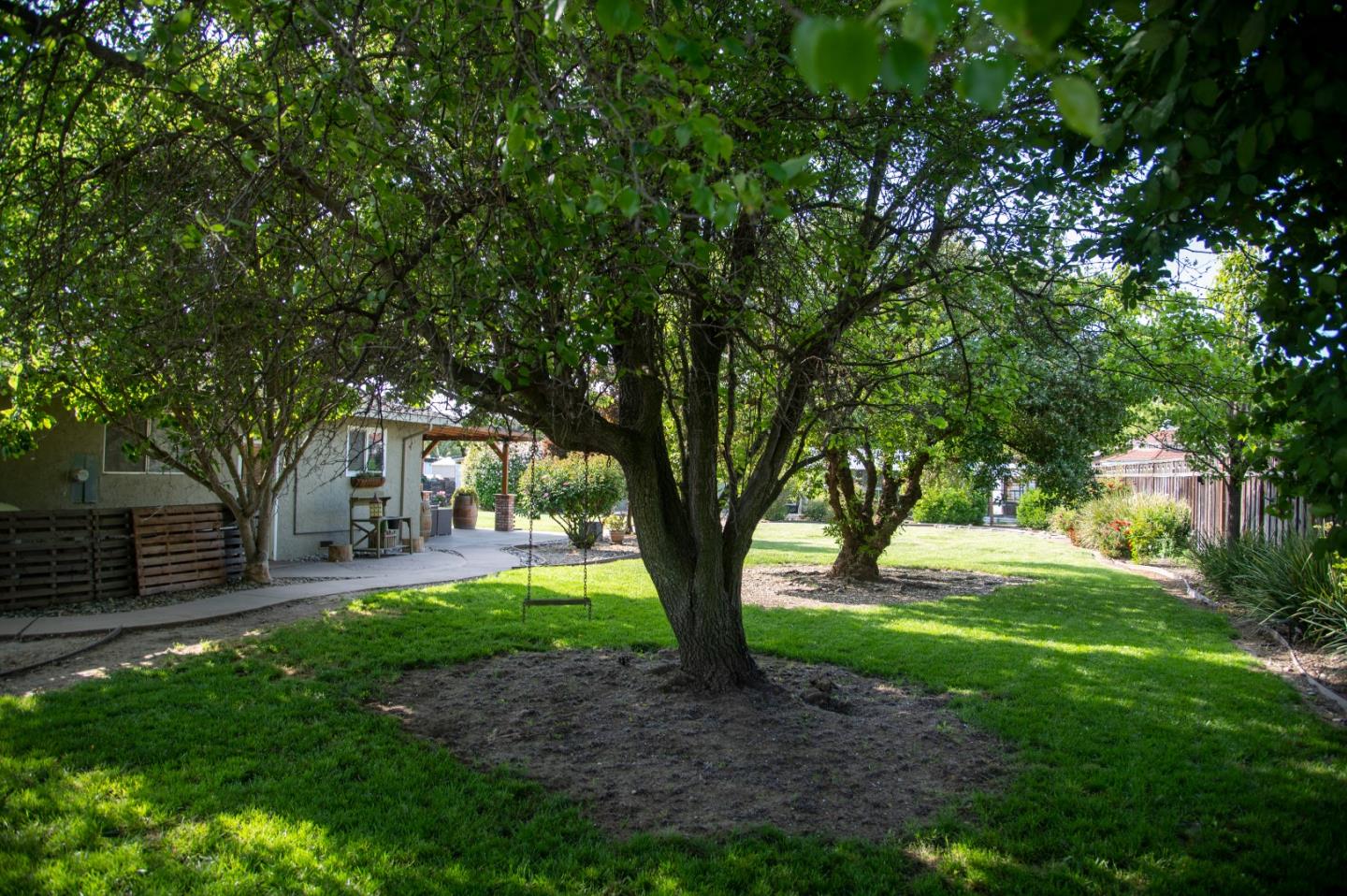 Detail Gallery Image 42 of 46 For 1355 King George Ct, San Martin,  CA 95046 - 3 Beds | 2 Baths