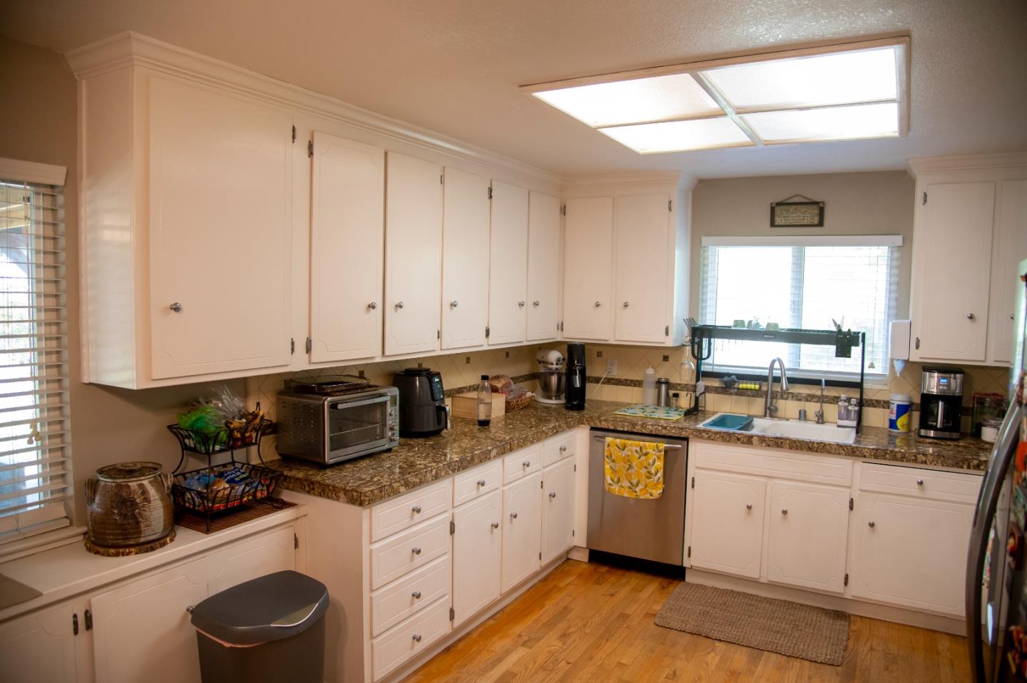 Detail Gallery Image 7 of 46 For 1355 King George Ct, San Martin,  CA 95046 - 3 Beds | 2 Baths