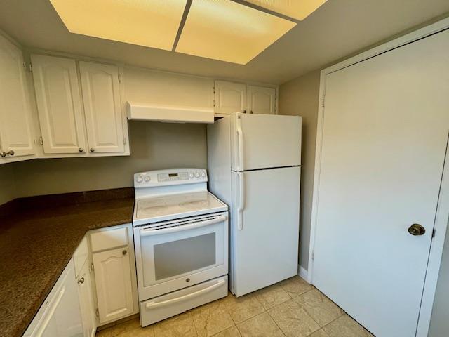 Detail Gallery Image 14 of 30 For 3 Comstock Queen Ct, Mountain View,  CA 94043 - 3 Beds | 2/1 Baths