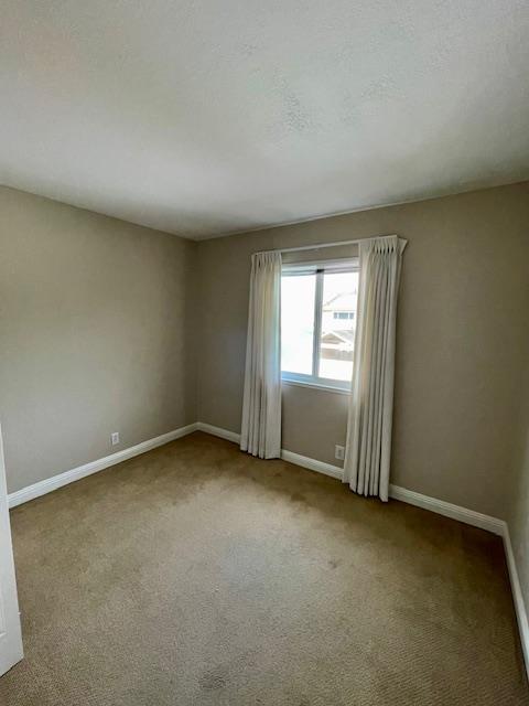 Detail Gallery Image 20 of 30 For 3 Comstock Queen Ct, Mountain View,  CA 94043 - 3 Beds | 2/1 Baths