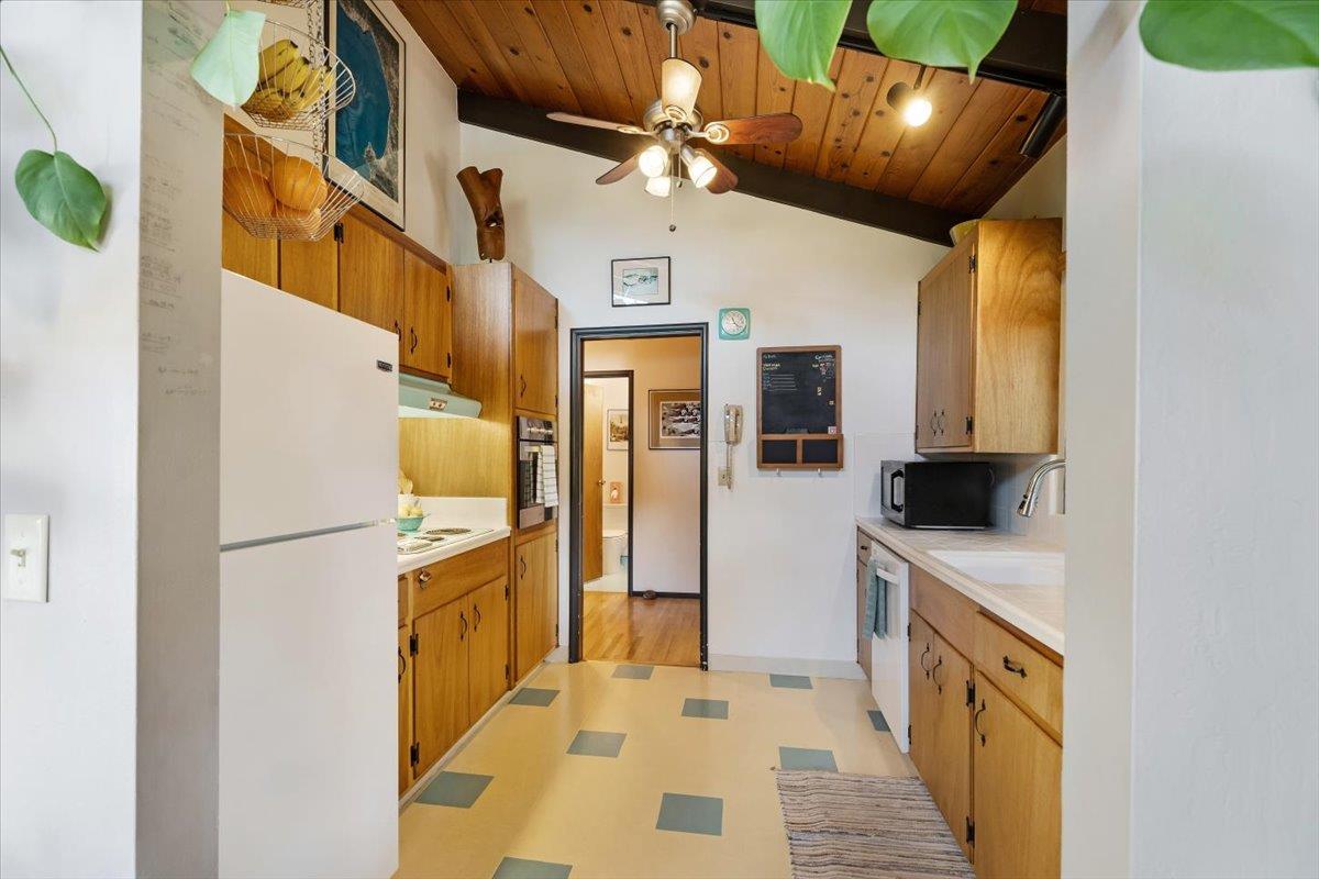 Detail Gallery Image 11 of 49 For 185 Woodston Way, Ben Lomond,  CA 95005 - 3 Beds | 1/1 Baths