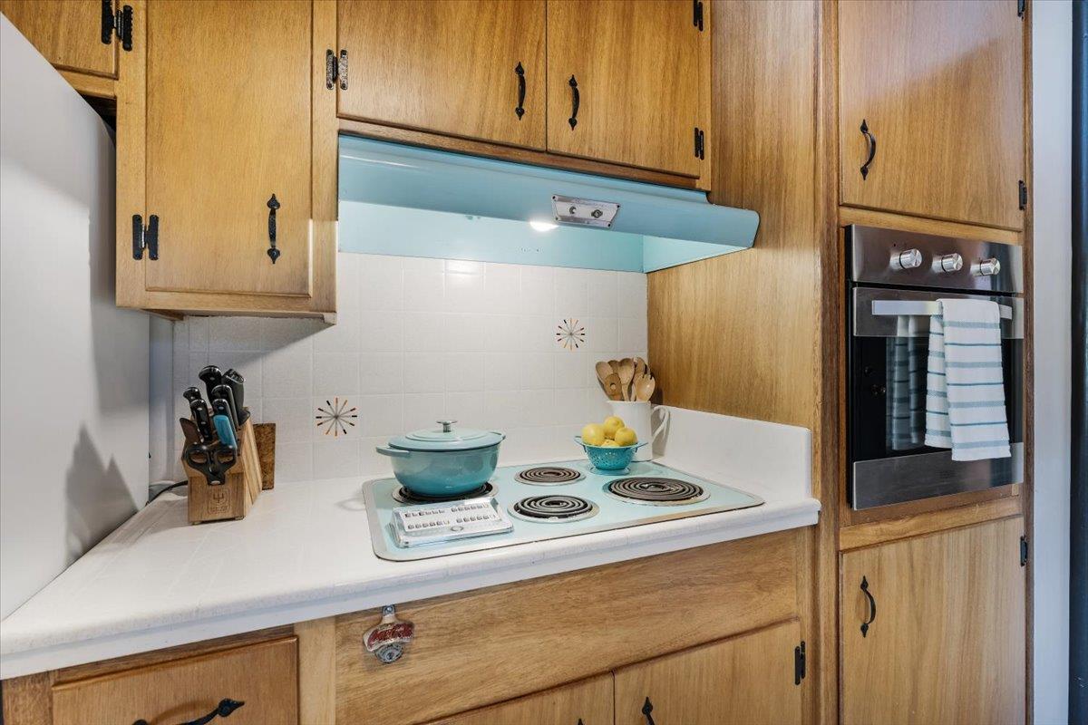 Detail Gallery Image 14 of 49 For 185 Woodston Way, Ben Lomond,  CA 95005 - 3 Beds | 1/1 Baths
