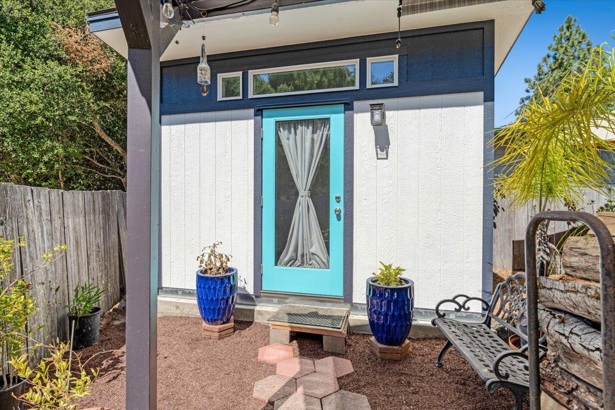 Detail Gallery Image 27 of 49 For 185 Woodston Way, Ben Lomond,  CA 95005 - 3 Beds | 1/1 Baths
