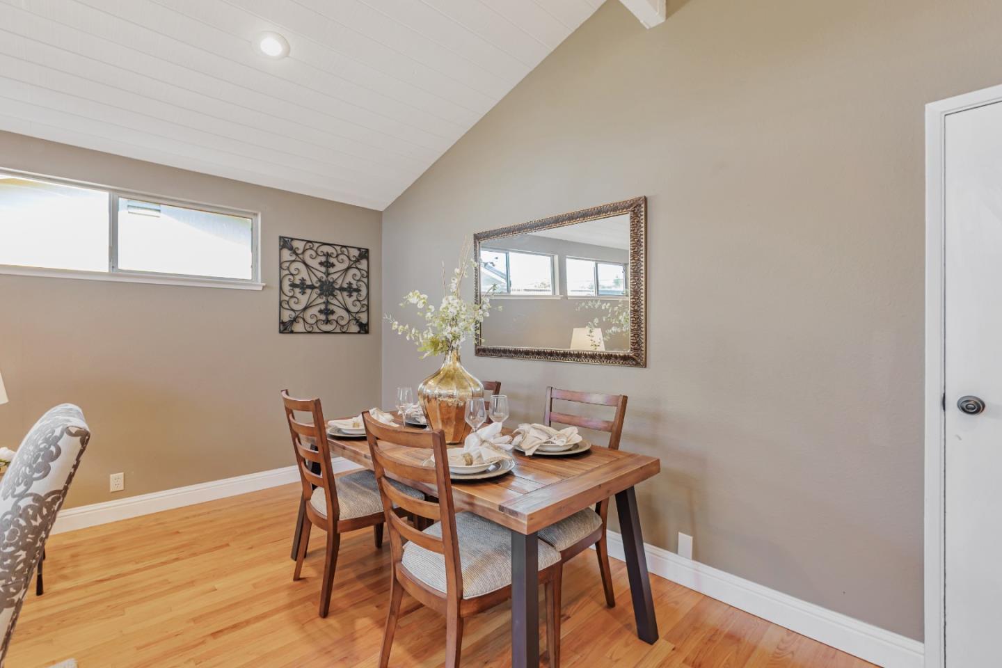 Detail Gallery Image 11 of 29 For 1363 Santa Fe Dr, San Jose,  CA 95118 - 3 Beds | 1/1 Baths
