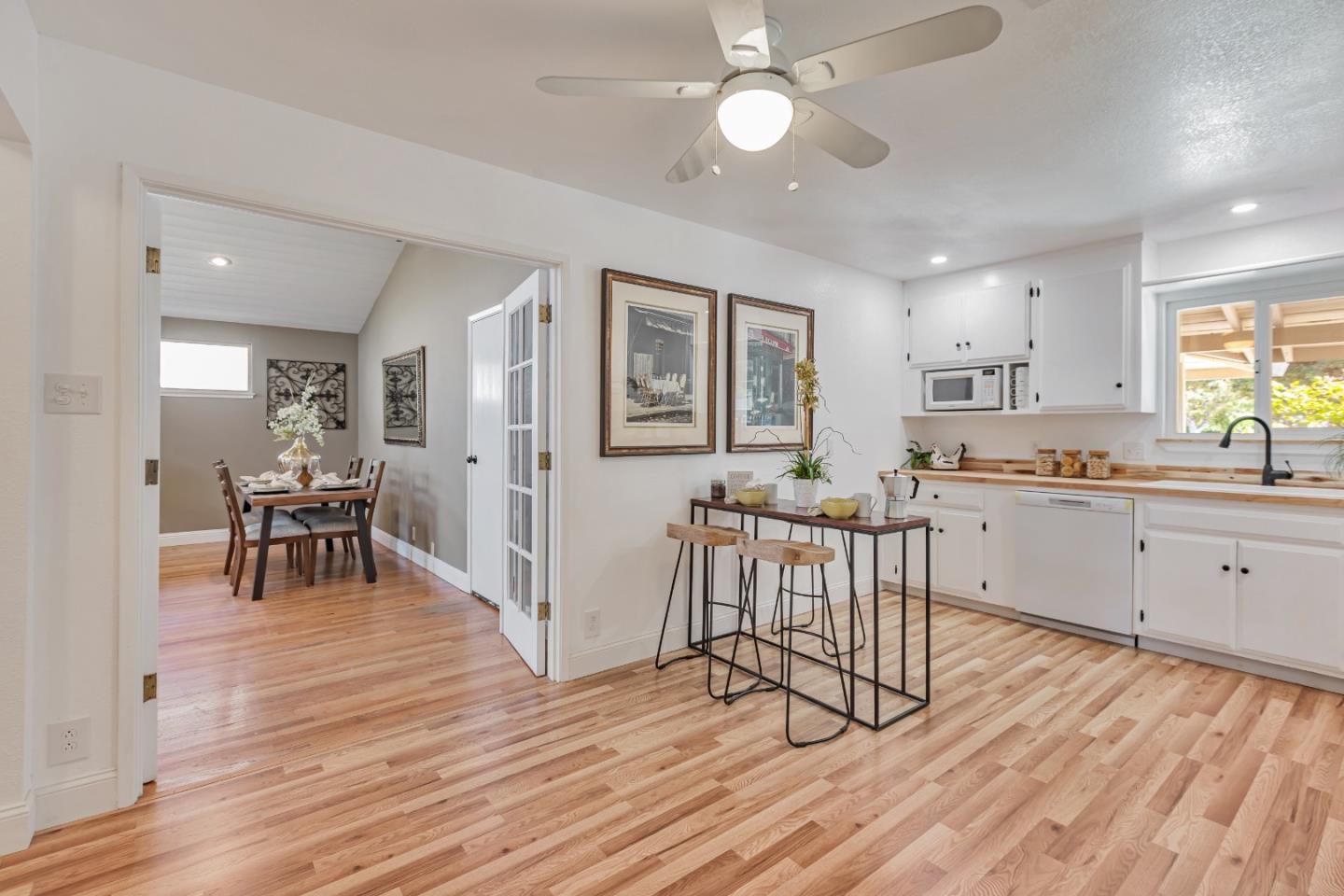 Detail Gallery Image 12 of 29 For 1363 Santa Fe Dr, San Jose,  CA 95118 - 3 Beds | 1/1 Baths