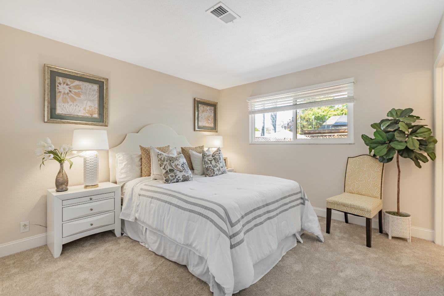 Detail Gallery Image 16 of 29 For 1363 Santa Fe Dr, San Jose,  CA 95118 - 3 Beds | 1/1 Baths