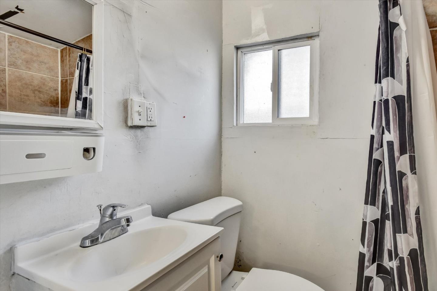 Detail Gallery Image 20 of 36 For 1194 Sherwood Ave, San Jose,  CA 95126 - 2 Beds | 1 Baths