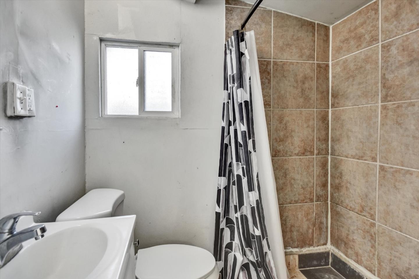 Detail Gallery Image 21 of 36 For 1194 Sherwood Ave, San Jose,  CA 95126 - 2 Beds | 1 Baths
