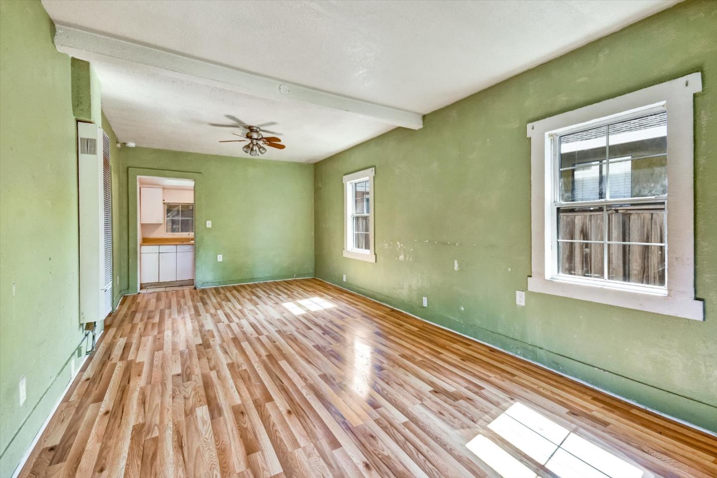 Detail Gallery Image 6 of 36 For 1194 Sherwood Ave, San Jose,  CA 95126 - 2 Beds | 1 Baths