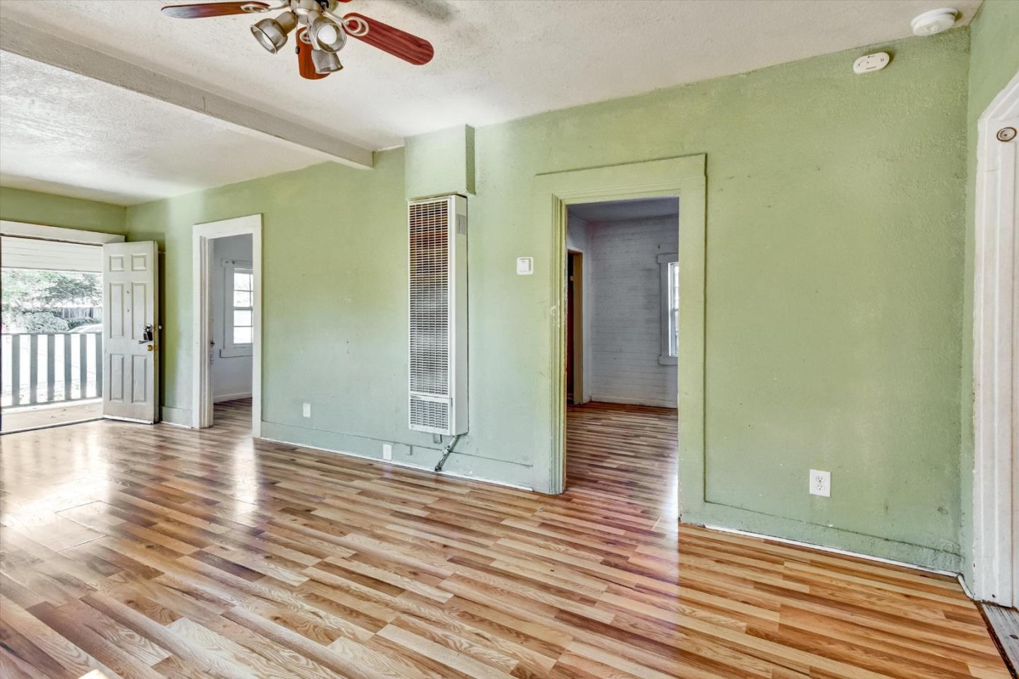 Detail Gallery Image 9 of 36 For 1194 Sherwood Ave, San Jose,  CA 95126 - 2 Beds | 1 Baths