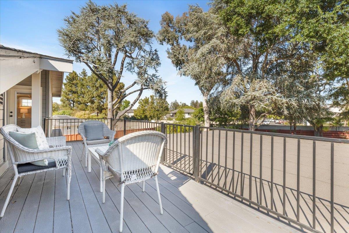 Detail Gallery Image 30 of 59 For 510 Sunnymount Ave, Sunnyvale,  CA 94087 - 4 Beds | 2/1 Baths