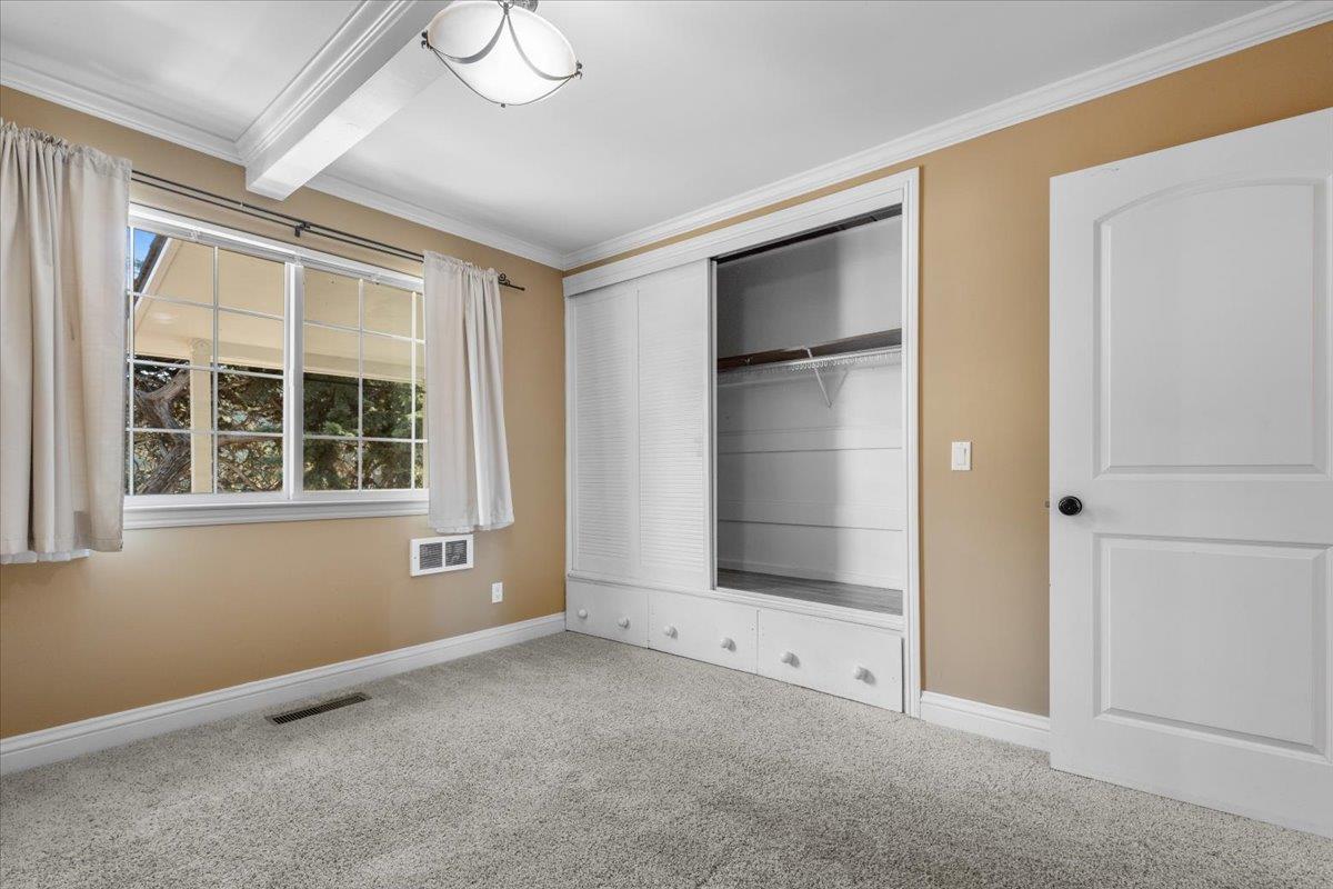 Detail Gallery Image 33 of 59 For 510 Sunnymount Ave, Sunnyvale,  CA 94087 - 4 Beds | 2/1 Baths
