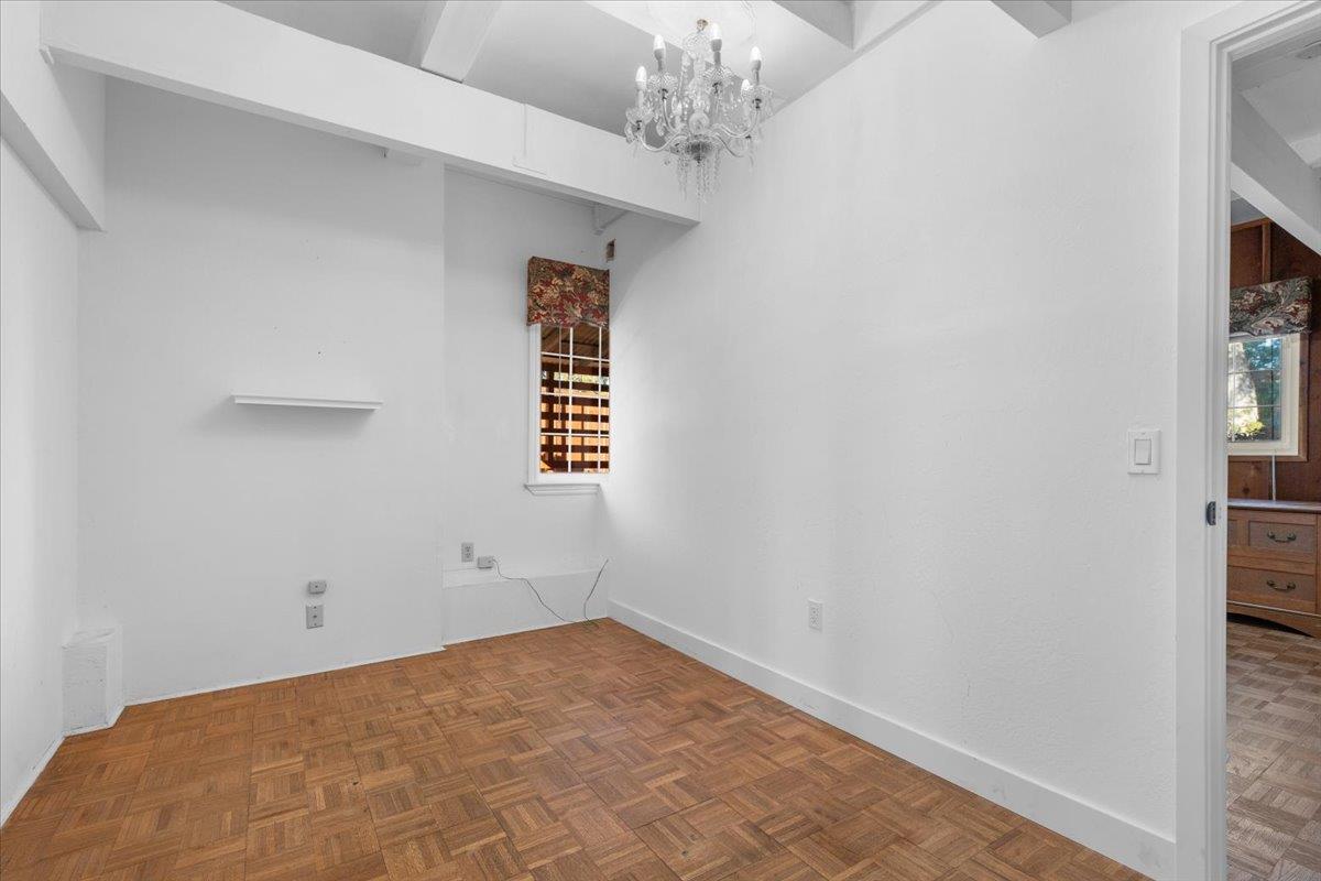 Detail Gallery Image 37 of 59 For 510 Sunnymount Ave, Sunnyvale,  CA 94087 - 4 Beds | 2/1 Baths