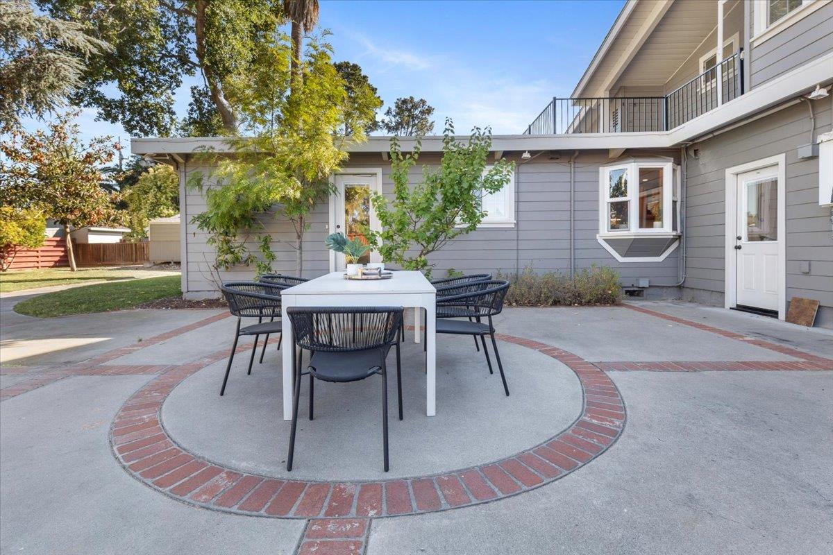 Detail Gallery Image 41 of 59 For 510 Sunnymount Ave, Sunnyvale,  CA 94087 - 4 Beds | 2/1 Baths