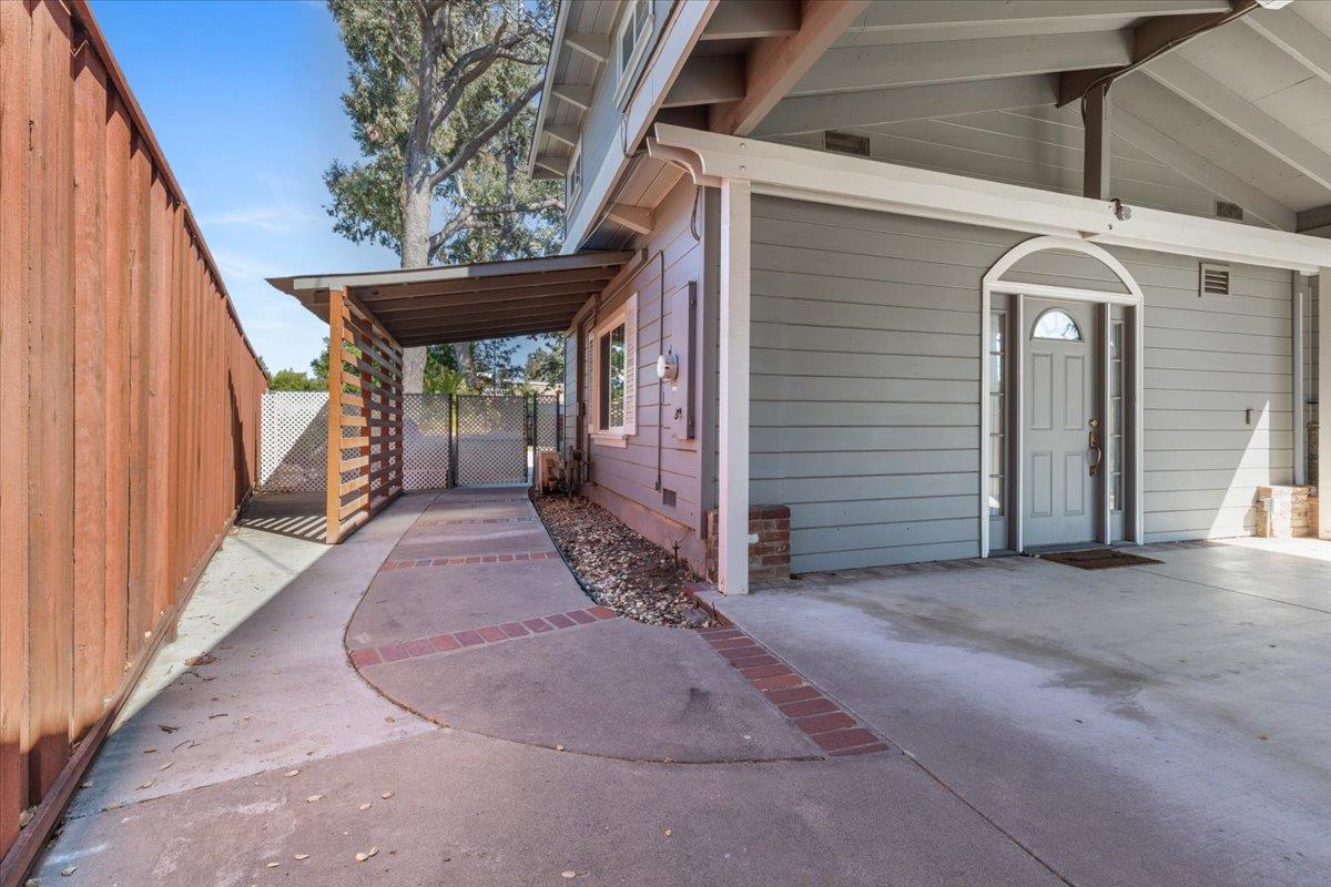 Detail Gallery Image 44 of 59 For 510 Sunnymount Ave, Sunnyvale,  CA 94087 - 4 Beds | 2/1 Baths