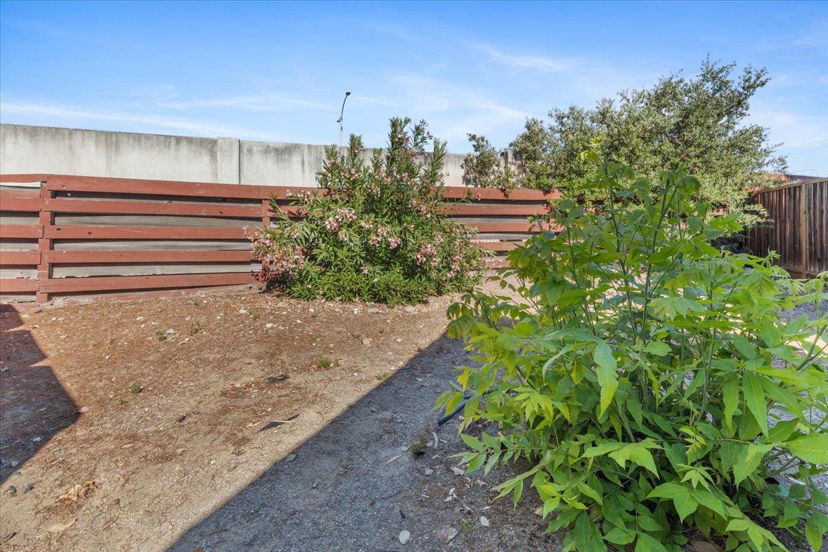 Detail Gallery Image 52 of 59 For 510 Sunnymount Ave, Sunnyvale,  CA 94087 - 4 Beds | 2/1 Baths