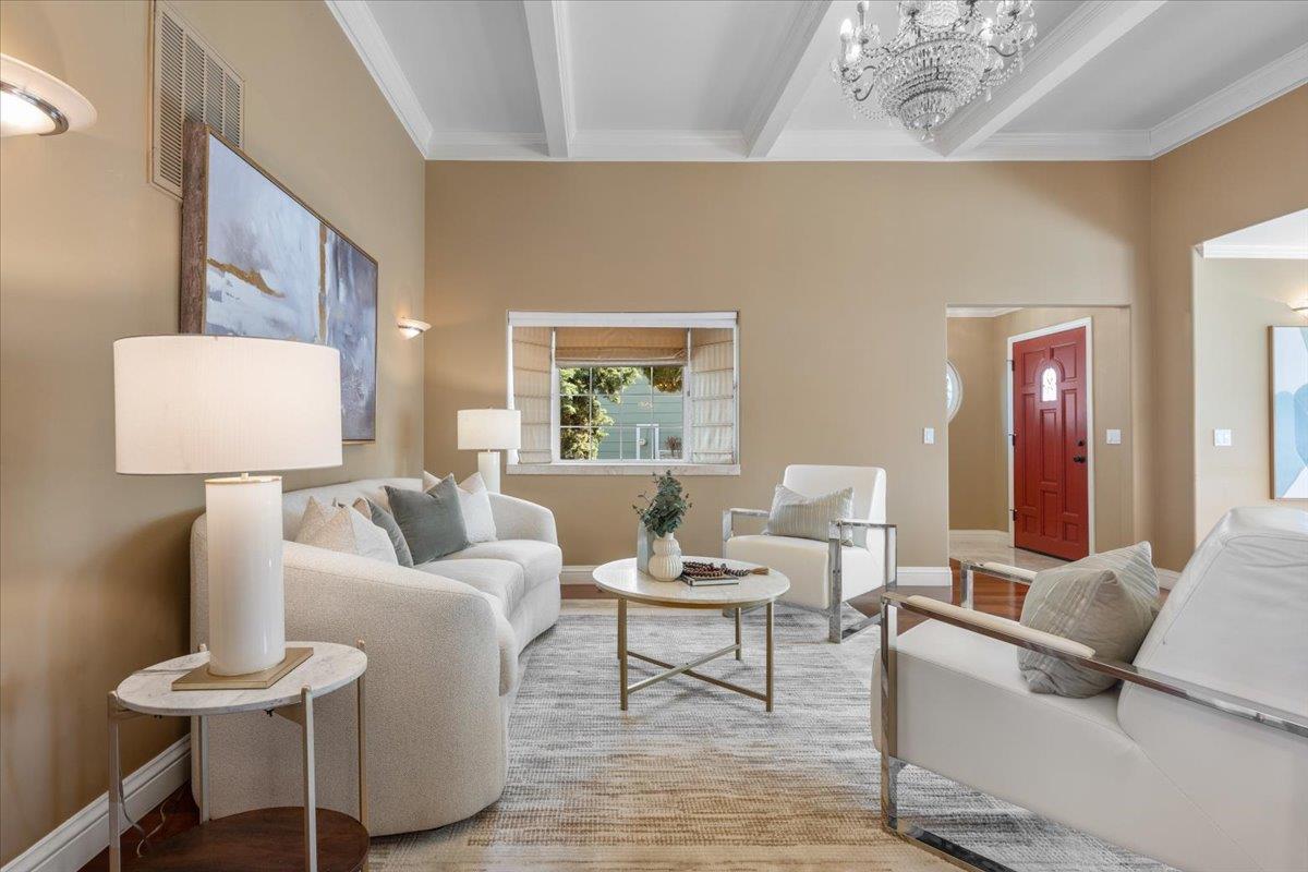 Detail Gallery Image 6 of 59 For 510 Sunnymount Ave, Sunnyvale,  CA 94087 - 4 Beds | 2/1 Baths