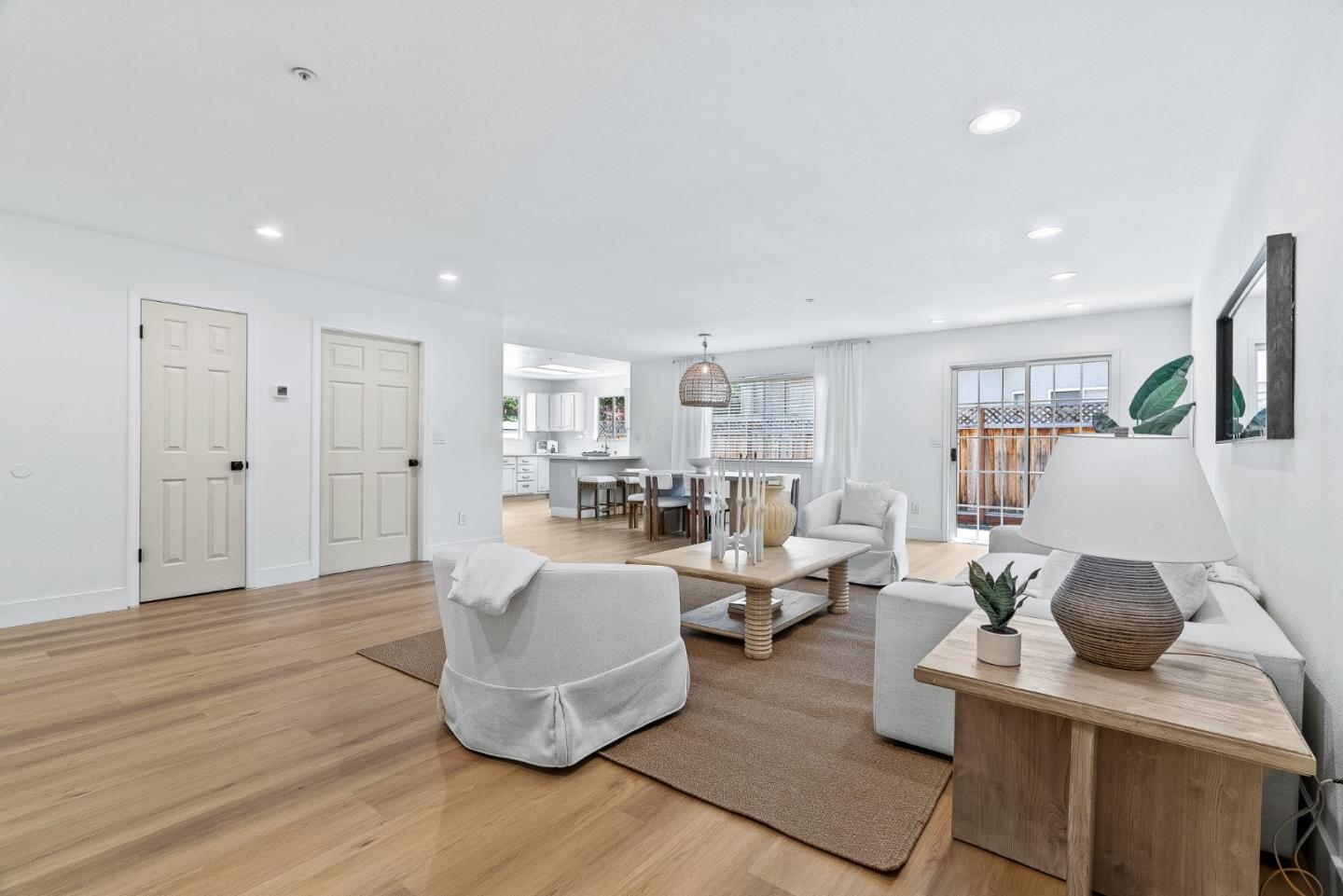 Detail Gallery Image 11 of 50 For 20730 Dunbar Dr, Cupertino,  CA 95014 - 5 Beds | 4 Baths