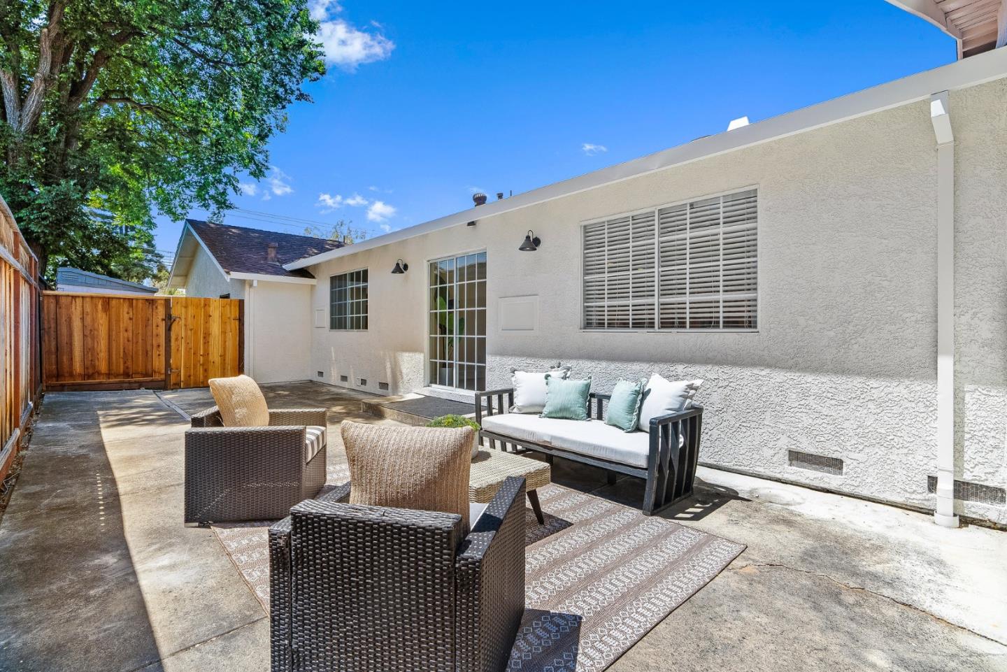 Detail Gallery Image 27 of 50 For 20730 Dunbar Dr, Cupertino,  CA 95014 - 5 Beds | 4 Baths