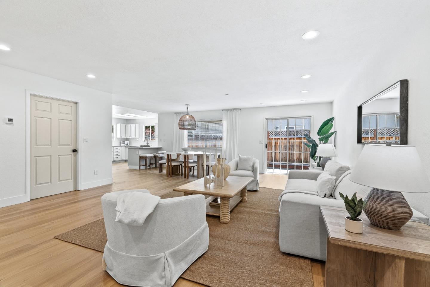 Detail Gallery Image 9 of 50 For 20730 Dunbar Dr, Cupertino,  CA 95014 - 5 Beds | 4 Baths