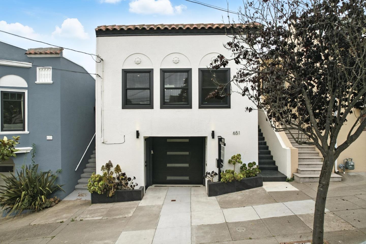 Detail Gallery Image 2 of 81 For 651 41st Ave, San Francisco,  CA 94121 - 5 Beds | 4 Baths