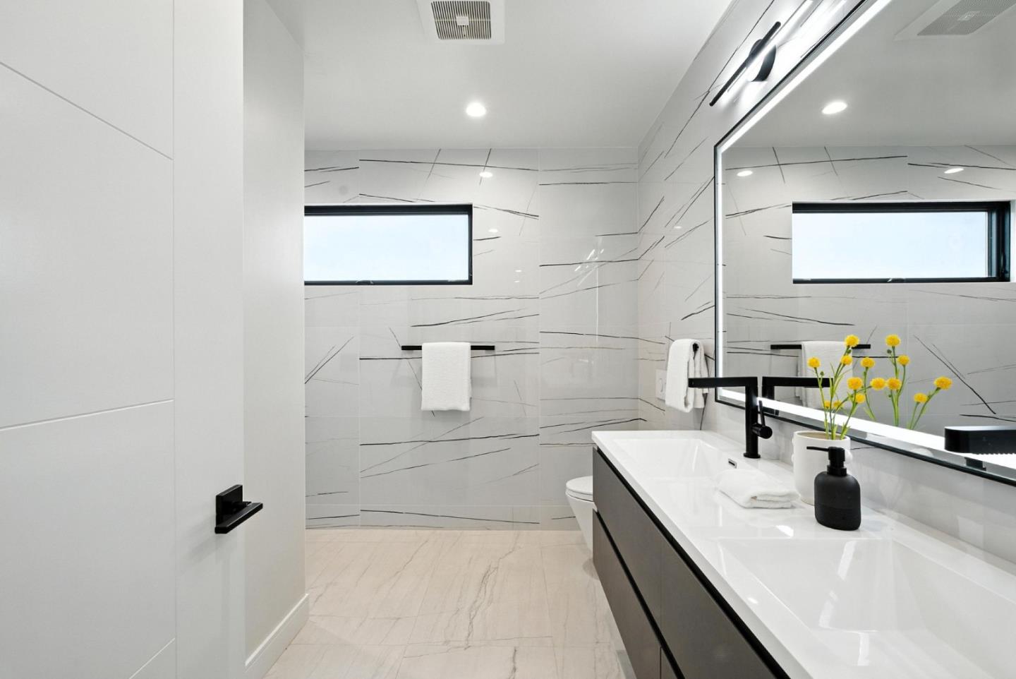 Detail Gallery Image 43 of 81 For 651 41st Ave, San Francisco,  CA 94121 - 5 Beds | 4 Baths