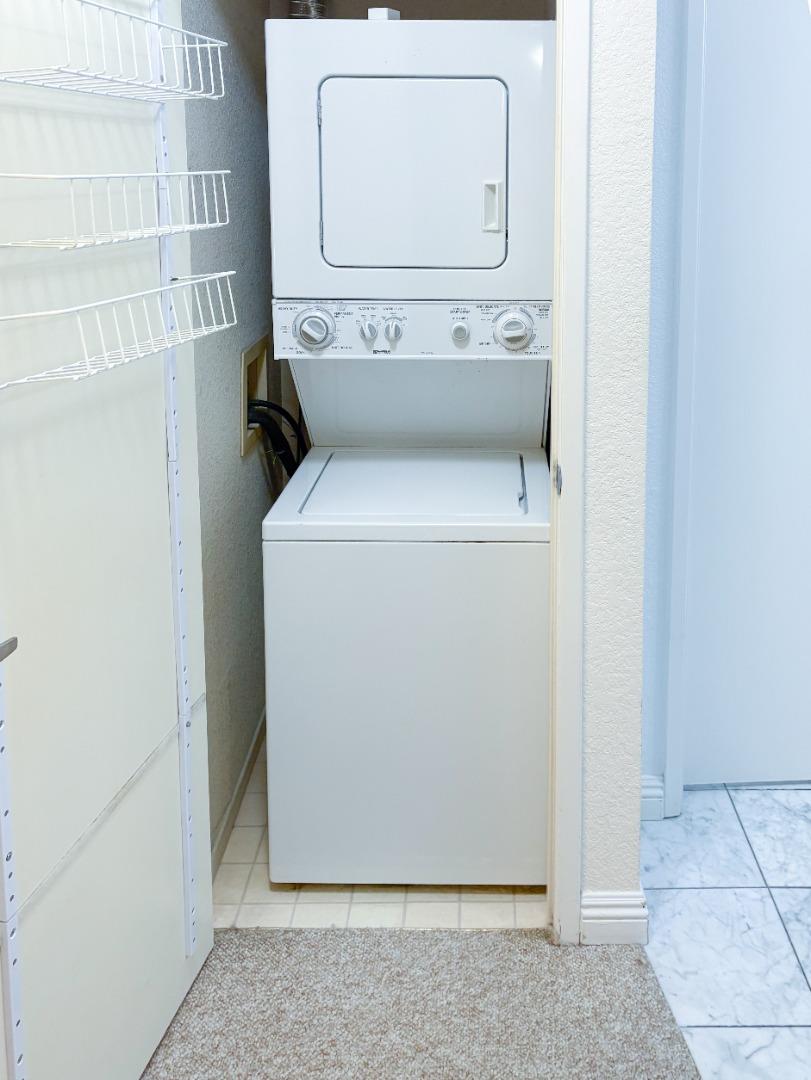 Detail Gallery Image 11 of 18 For 700 Canyon Oaks Dr #H,  Oakland,  CA 94605 - 1 Beds | 1 Baths
