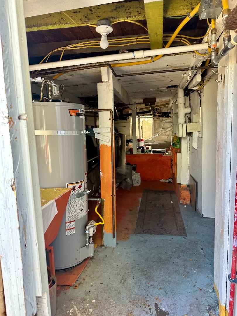 Detail Gallery Image 14 of 24 For 309 Congress Ave, Pacific Grove,  CA 93950 - 2 Beds | 1 Baths