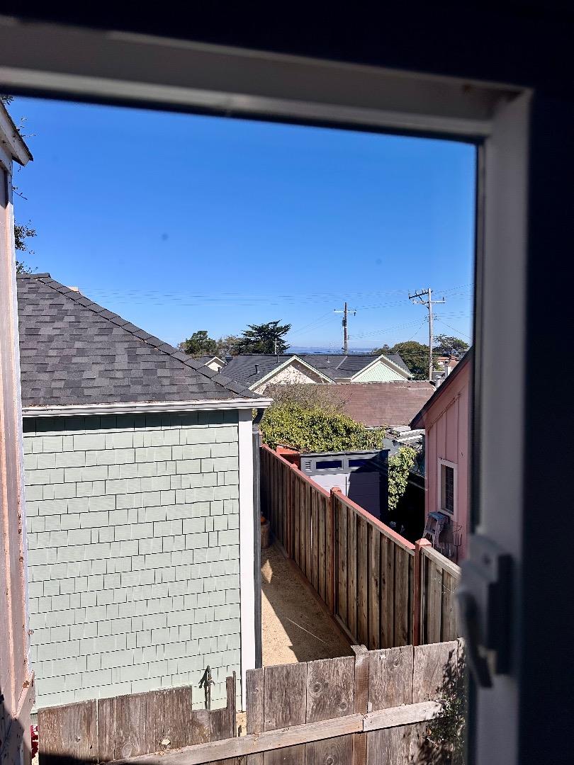 Detail Gallery Image 24 of 24 For 309 Congress Ave, Pacific Grove,  CA 93950 - 2 Beds | 1 Baths