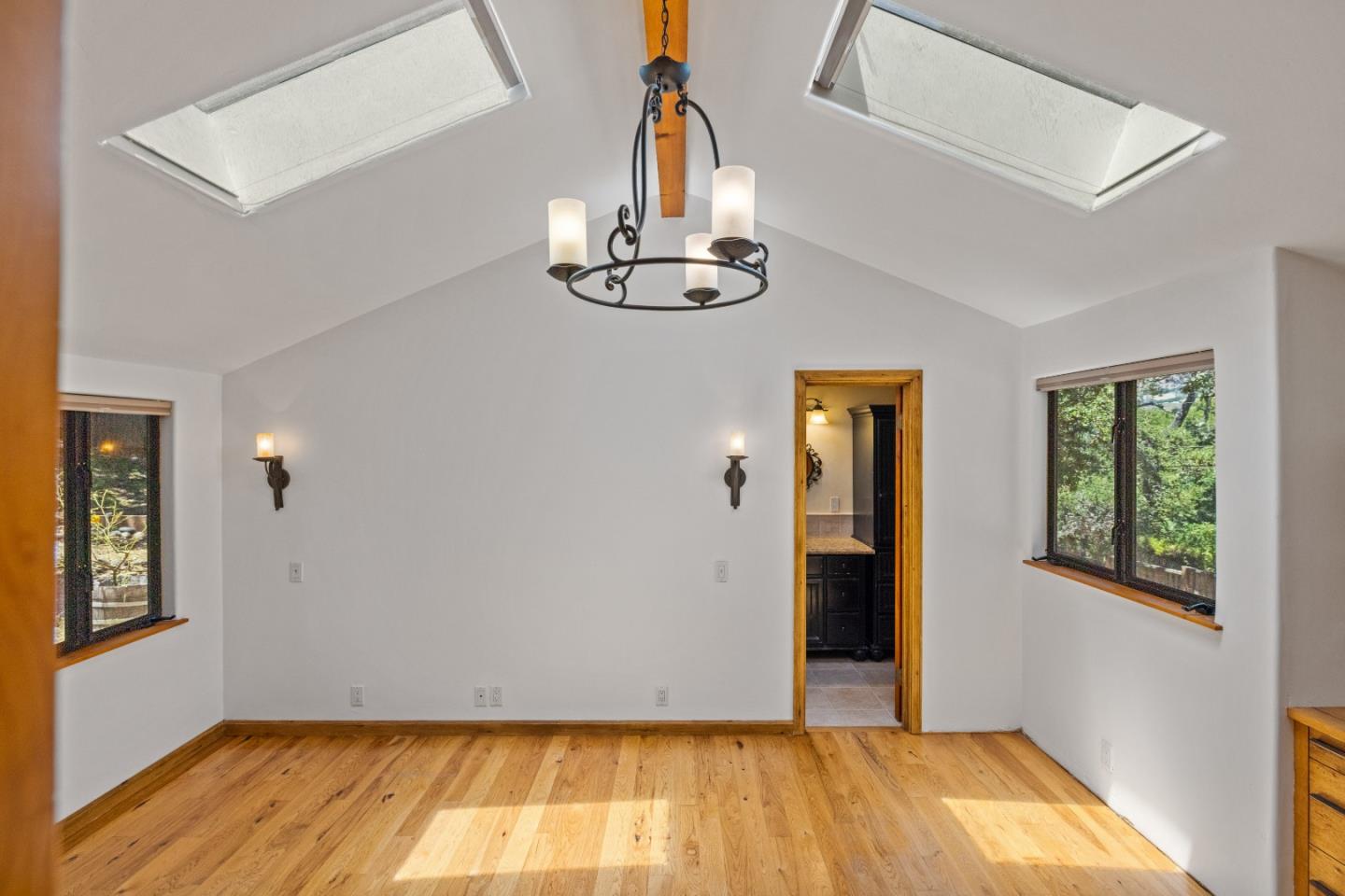 Detail Gallery Image 15 of 59 For 146 Calle De La Ventana, Carmel Valley,  CA 93924 - 3 Beds | 2 Baths
