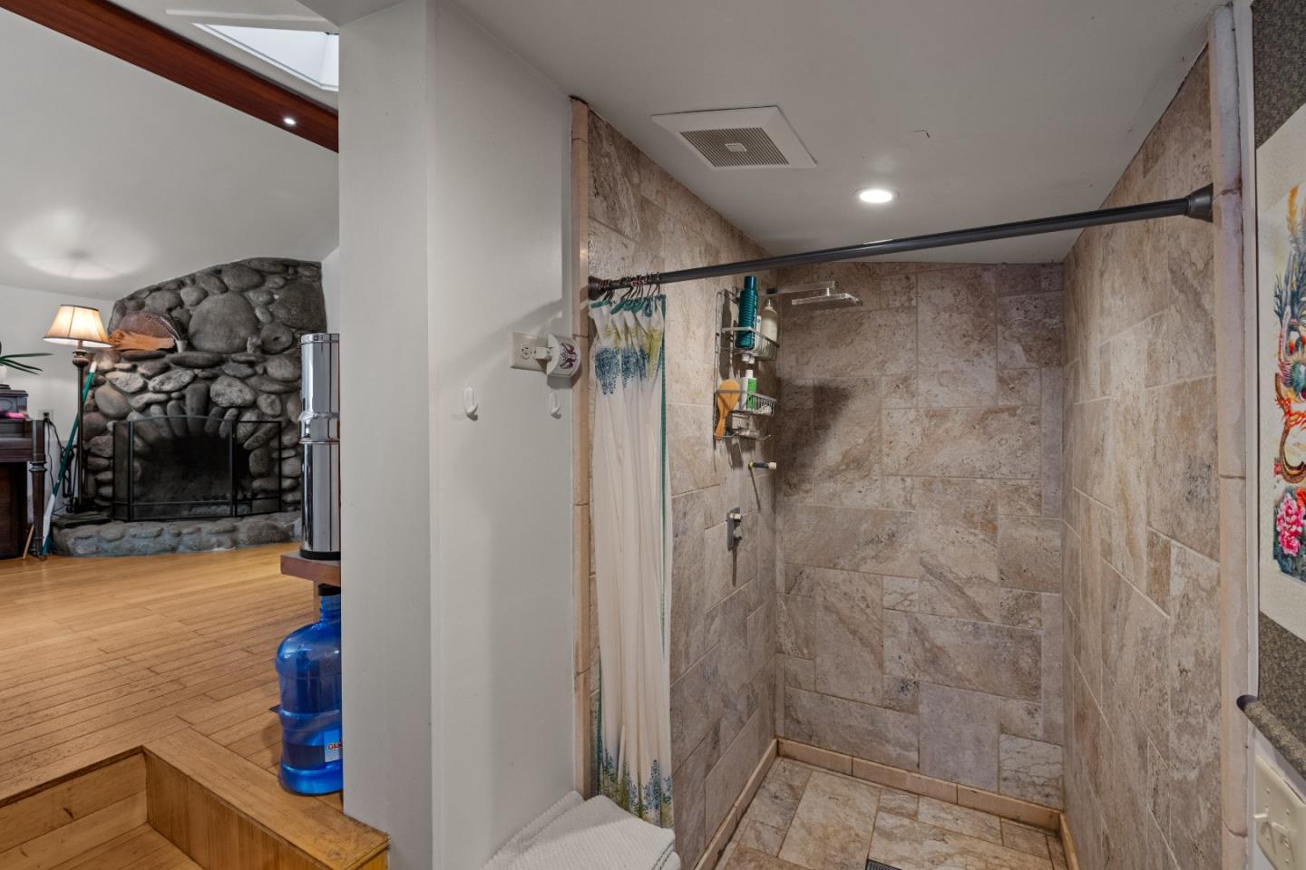 Detail Gallery Image 35 of 59 For 146 Calle De La Ventana, Carmel Valley,  CA 93924 - 3 Beds | 2 Baths
