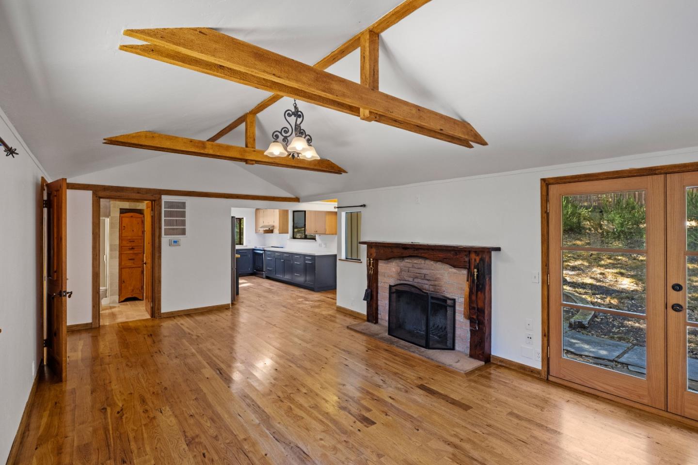 Detail Gallery Image 6 of 59 For 146 Calle De La Ventana, Carmel Valley,  CA 93924 - 3 Beds | 2 Baths