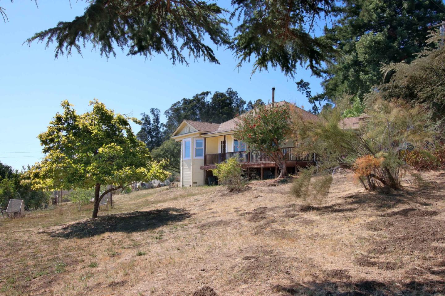 Detail Gallery Image 58 of 65 For 46 Valley View Rd, Watsonville,  CA 95076 - 5 Beds | 3 Baths